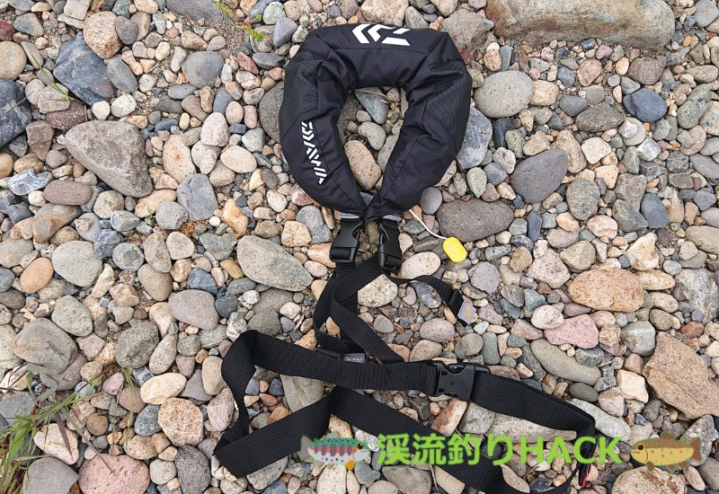 渓流釣り向きライフジャケットの画像